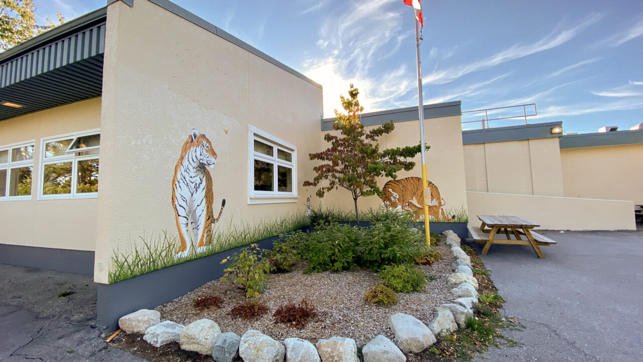 FT Mural3